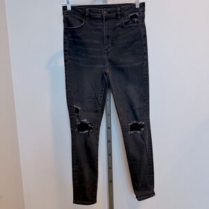 American Eagle 🦅 next level stretch distressed super hi-rise jegging size 12